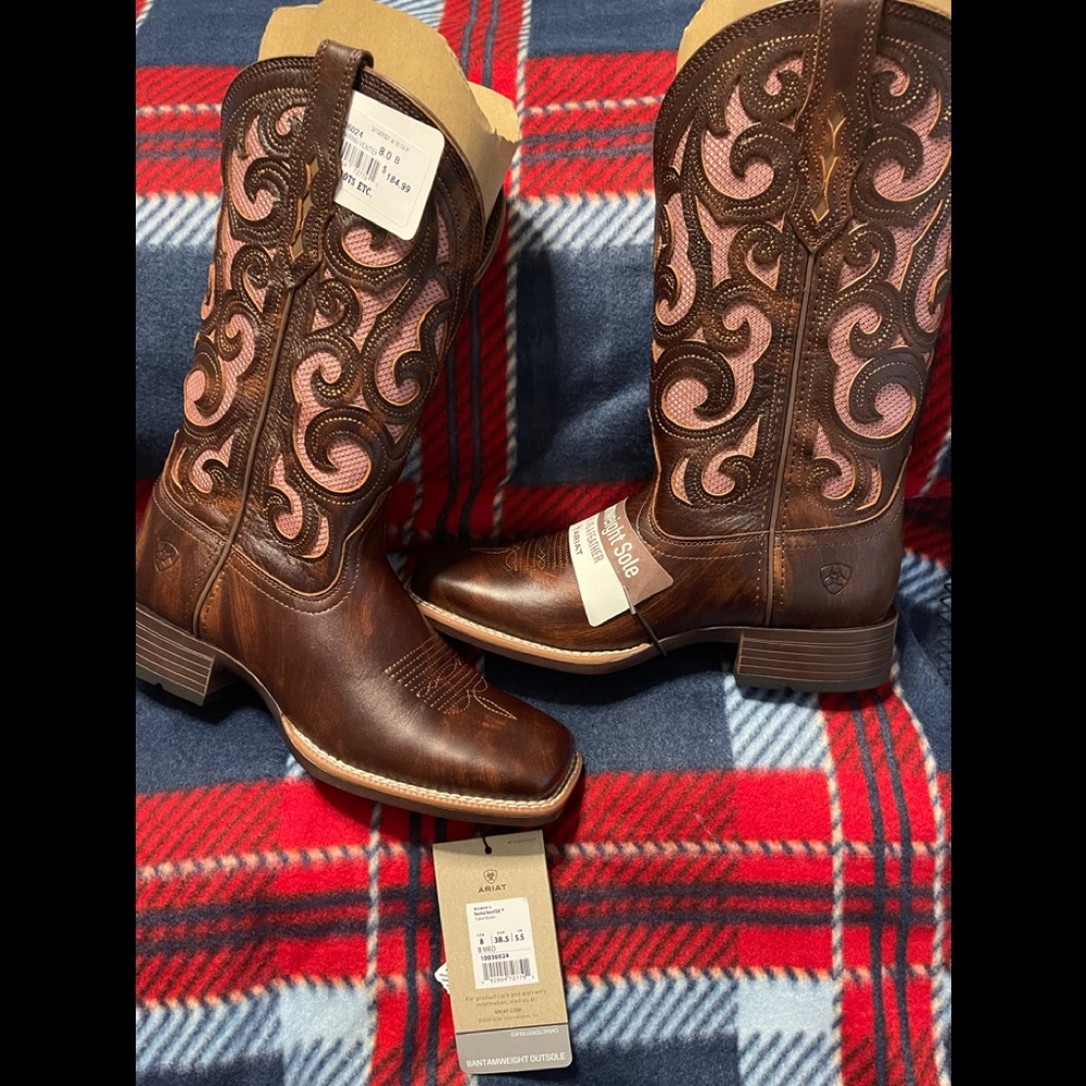 Ariat women’s karma ventTek boots